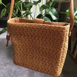 Fossil | Vintage wicker woven basket bag